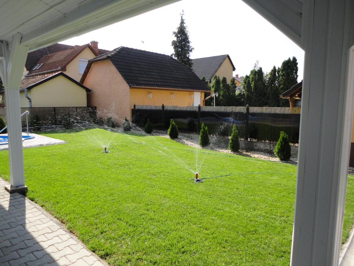 Villa Ani Hajdúszoboszló Esterno foto