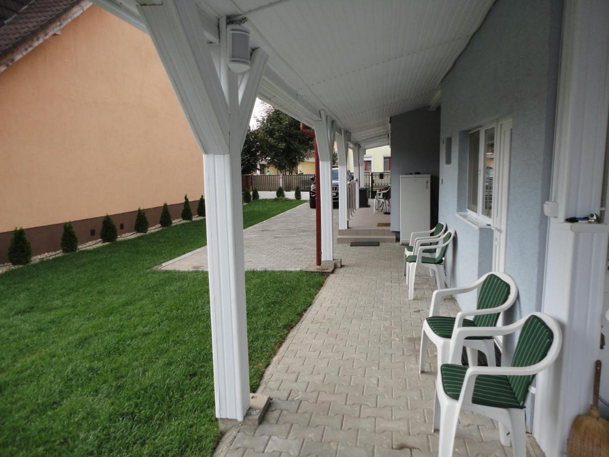 Villa Ani Hajdúszoboszló Esterno foto